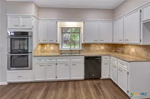 107 Tournament Dr, Victoria, TX 77904 - Photo 24