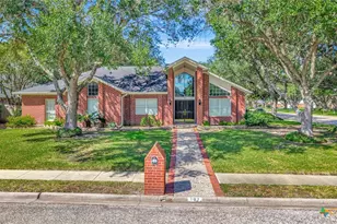 107 Tournament Dr, Victoria, TX 77904 - Photo 1