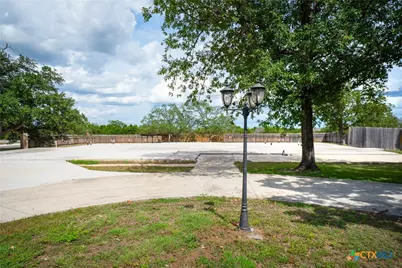 102 Pecan Dr., Mountain City, TX 78610 - Photo 8