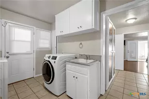 407 Hastings Rd, Belton, TX 76513 - Photo 8