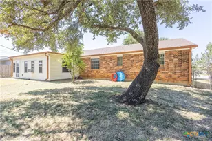 1504 W 6th St, McGregor, TX 76657 - Photo 42