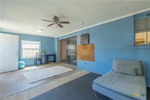1504 W 6th St, McGregor, TX 76657 - Photo 18
