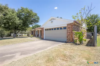 1504 W 6th Street, McGregor, TX 76657 - Photo 1