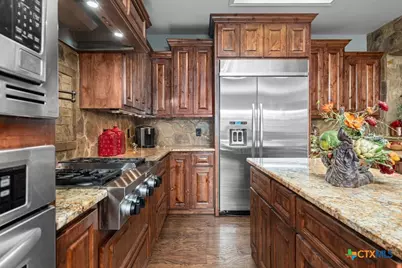 76 Guada Coma Drive, New Braunfels, TX 78130 - Photo 14
