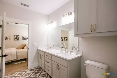 406 W Crestwood Drive #B, Victoria, TX 77901 - Photo 22