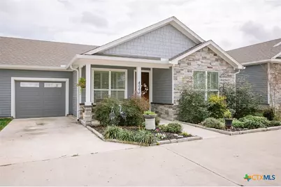 406 W Crestwood Drive #B, Victoria, TX 77901 - Photo 2