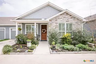 406 W Crestwood Dr, Victoria, TX 77901 - Photo 1
