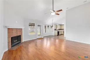 214 Crystal Knoll Blvd, Georgetown, TX 78626 - Photo 4