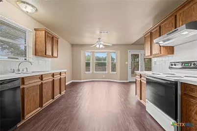 303 Grizzly Trail, Harker Heights, TX 76548 - Photo 16