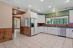 108 Amulet Dr, New Braunfels, TX 78132 - Photo 12
