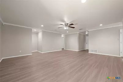 10805 Snow Pea Drive, Waco, TX 76708 - Photo 12