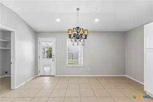 505 Washington Square Dr, Leander, TX 78641 - Photo 14