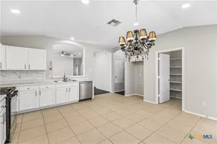 505 Washington Square Dr, Leander, TX 78641 - Photo 18