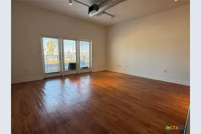 1401 S Flores Street #305, San Antonio, TX 78204 - Photo 16