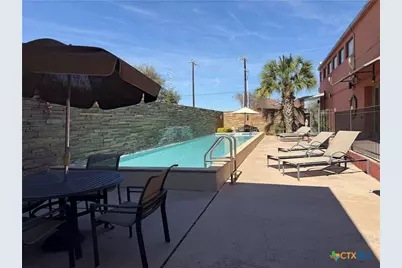 1401 S Flores Street #305, San Antonio, TX 78204 - Photo 8