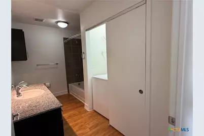 1401 S Flores Street #305, San Antonio, TX 78204 - Photo 12