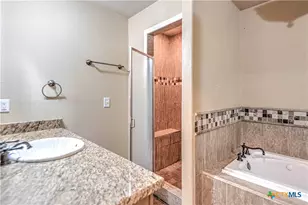4428 Sherwood Dr, Belton, TX 76513 - Photo 18