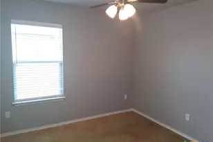 3010 Privet Dr, Killeen, TX 76549 - Photo 8