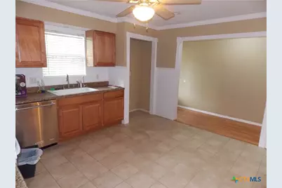 1309 Azalea Lane, New Braunfels, TX 78130 - Photo 4