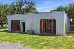 4821 FM467, Seguin, TX 78155 - Photo 36