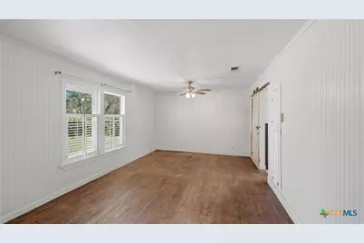 4821 Fm 467, Seguin, TX 78155 - Photo 20