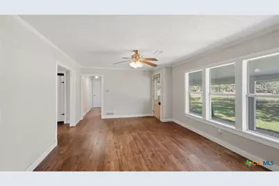 4821 Fm 467, Seguin, TX 78155 - Photo 14