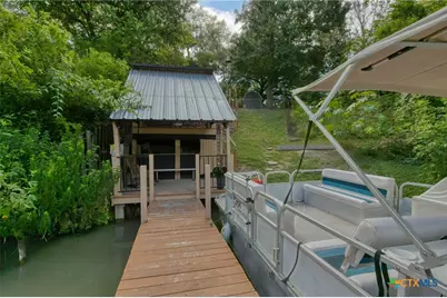 331 River Bend Drive, New Braunfels, TX 78130 - Photo 2
