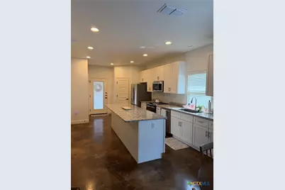1366 Hanz Drive, New Braunfels, TX 78130 - Photo 2