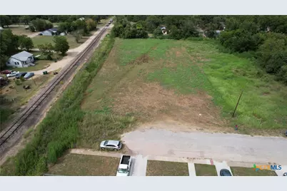 806 & 810 W 7th Street, Cameron, TX 76520 - Photo 1