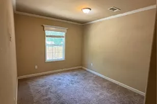 320 Mill St, San Marcos, TX 78666 - Photo 10