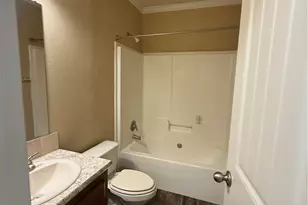320 Mill St, San Marcos, TX 78666 - Photo 12
