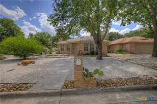 961 Woodrow Cir, New Braunfels, TX 78130 - Photo 28