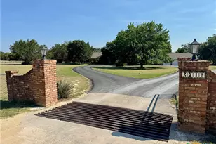 2718 Co Rd 208, Lampasas, TX 76550 - Photo 14