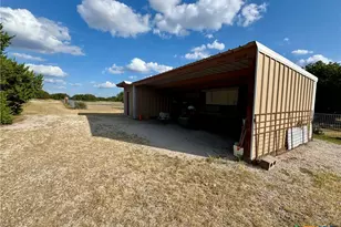2718 Co Rd 208, Lampasas, TX 76550 - Photo 28