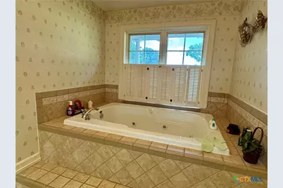 2718 County Road 208, Lampasas, TX 76550 - Photo 18