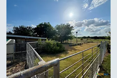 2718 County Road 208, Lampasas, TX 76550 - Photo 30