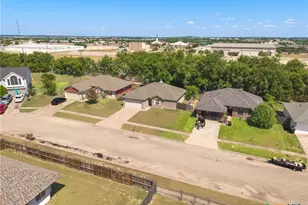 1910 Michele Dr, Killeen, TX 76542 - Photo 2
