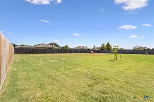 5244 Camargue Dr, Belton, TX 76513 - Photo 40