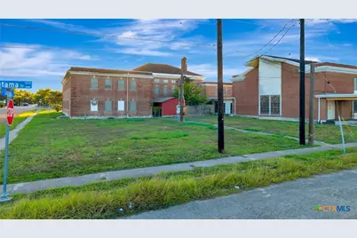 1804 N Laurent Street, Victoria, TX 77901 - Photo 10