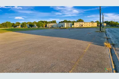 1804 N Laurent Street, Victoria, TX 77901 - Photo 14