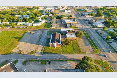 1804 N Laurent Street, Victoria, TX 77901 - Photo 22