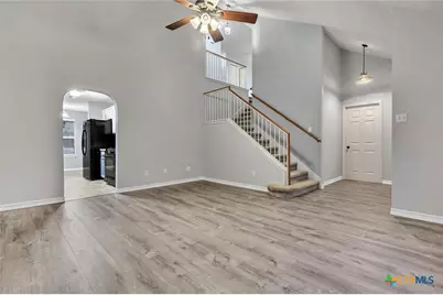 627 Scheel, Kyle, TX 78640 - Photo 4