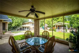 390 S Guenther Ave, New Braunfels, TX 78130 - Photo 34