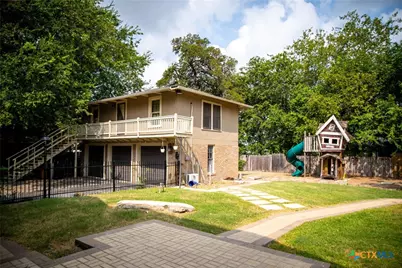 390 S Guenther Avenue, New Braunfels, TX 78130 - Photo 42