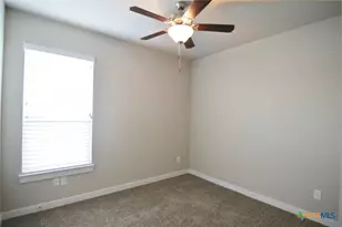 502 Creekside Frst, New Braunfels, TX 78130 - Photo 10