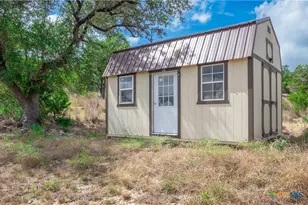 646 Appaloosa Dr, Fischer, TX 78623 - Photo 28