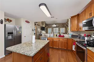 646 Appaloosa Dr, Fischer, TX 78623 - Photo 8
