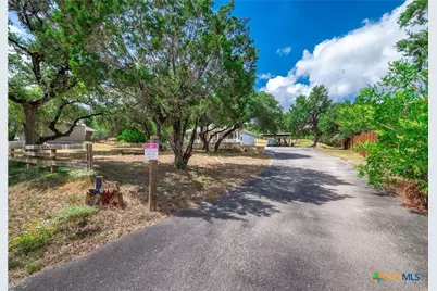 646 Appaloosa Drive, Fischer, TX 78623 - Photo 32