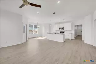 1221 Peppermint Dr, Temple, TX 76501 - Photo 6