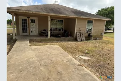 602 W Dallas Avenue, Seadrift, TX 77983 - Photo 8